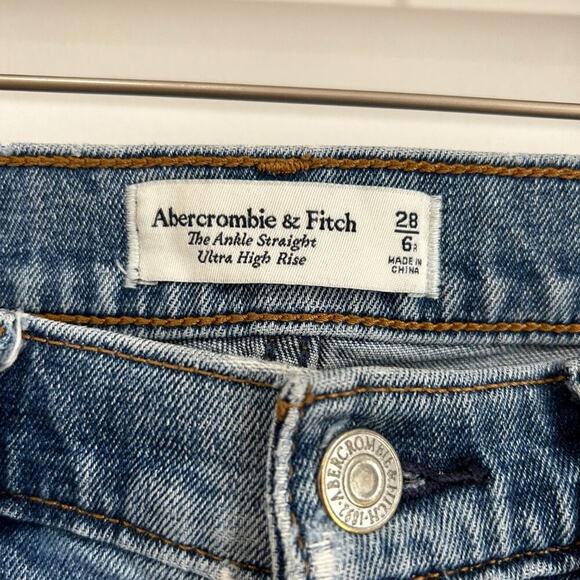 Abercrombie Straight Leg The Ankle Straight Ultra High Rise Jeans 28 / 6 - Picture 5 of 5
